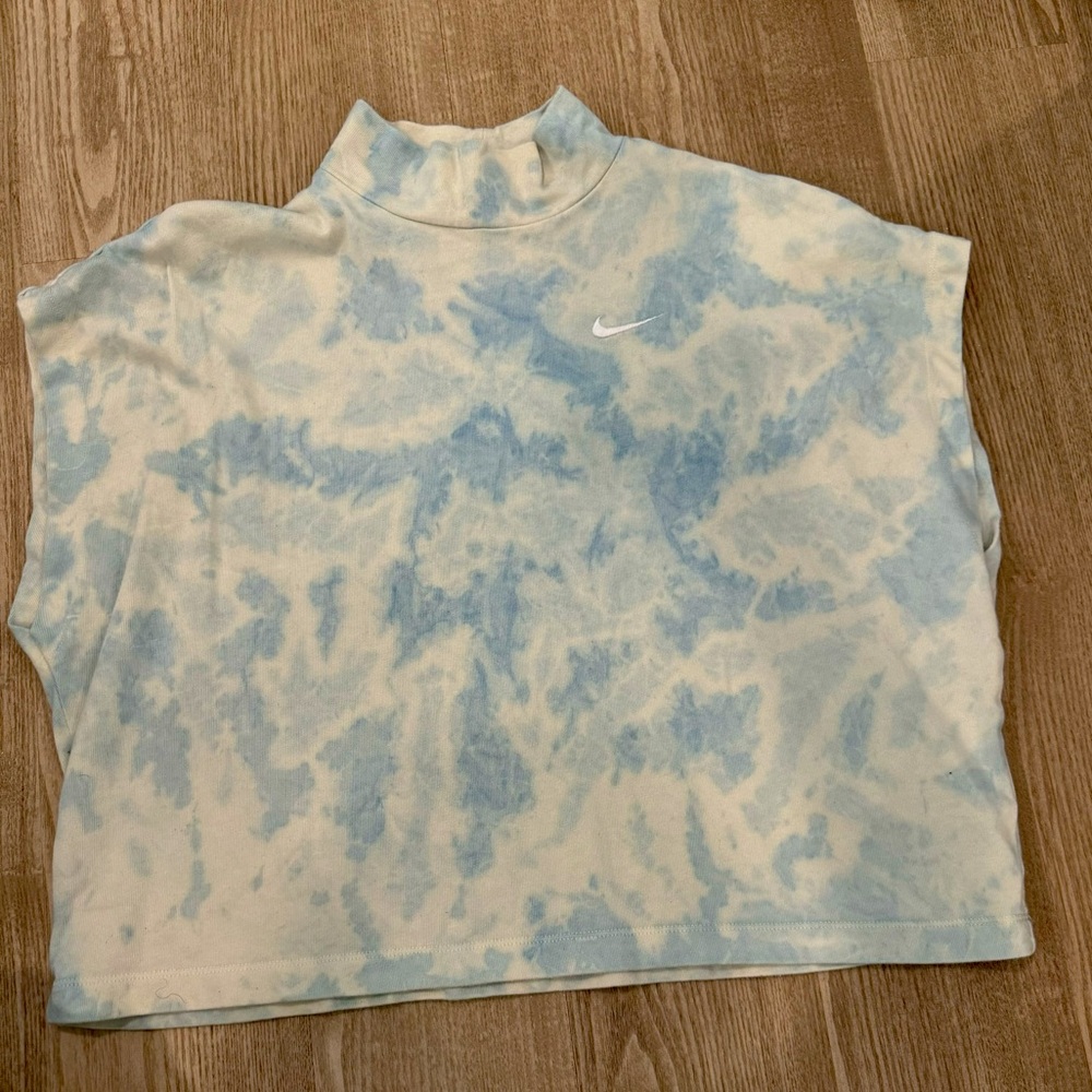 Nike Turtleneck Cutoff